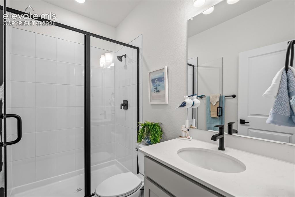Image 29 of 31: Bathroom