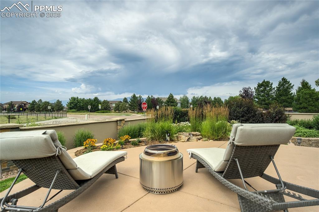 Image 44 of 50: Patio