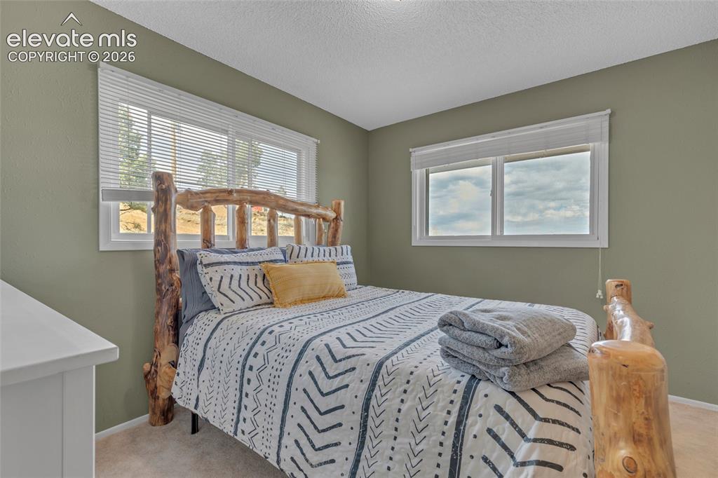 Image 11 of 22: Bedroom