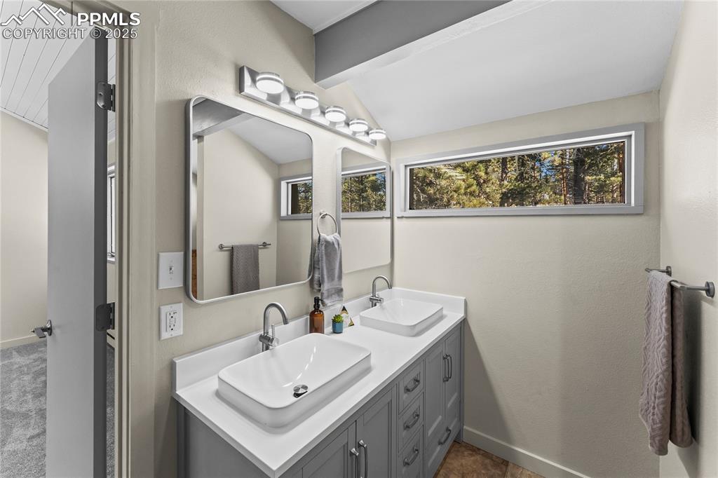 Image 28 of 38: Master Bathroom