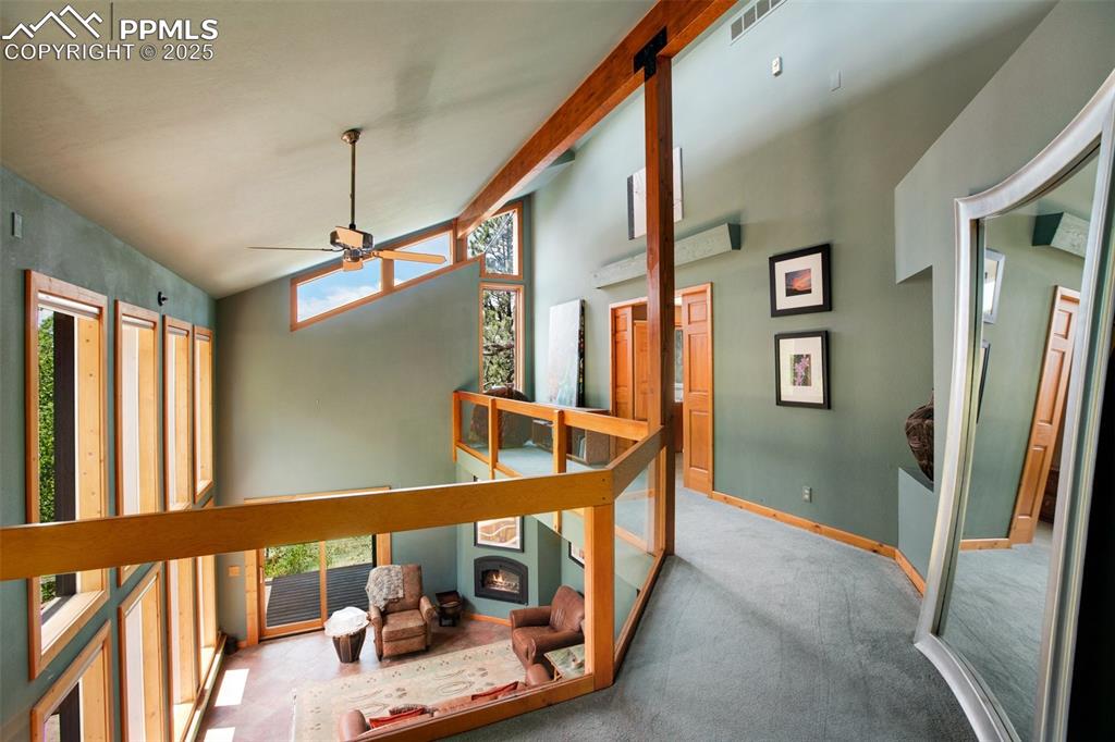 Image 41 of 50: Tempered glass railings
