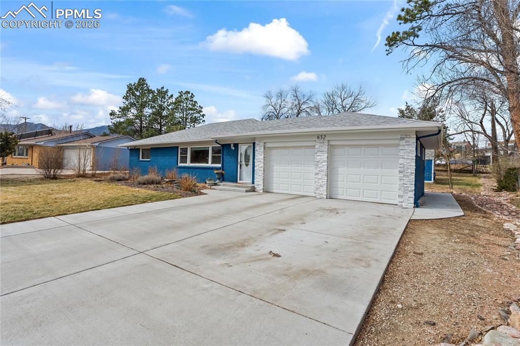 Image 4 of 38: Front of Structure