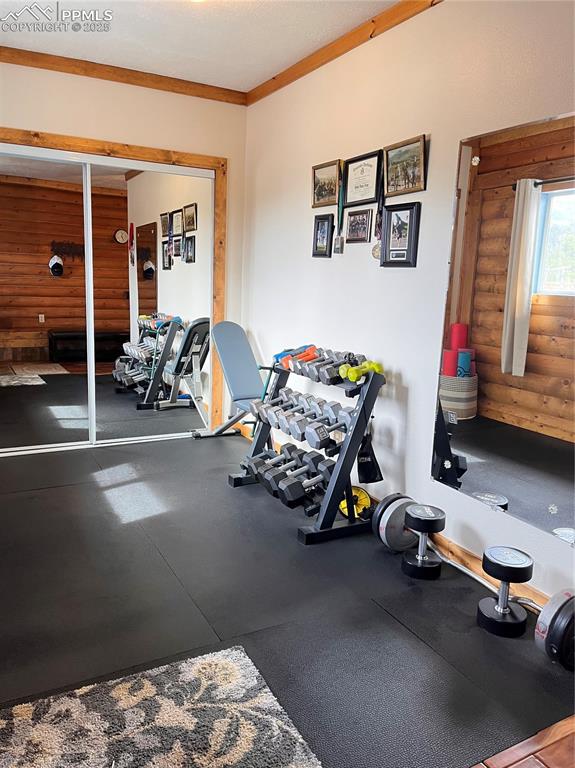 Image 29 of 29: Exercise Room