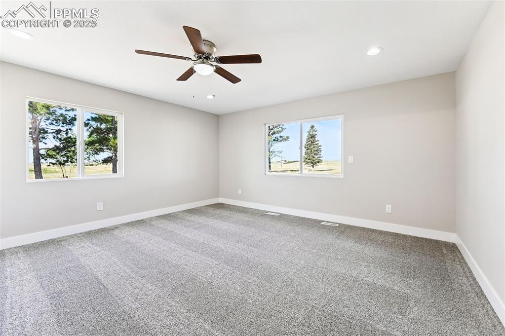 Image 21 of 49: Bed #1 Main Floor