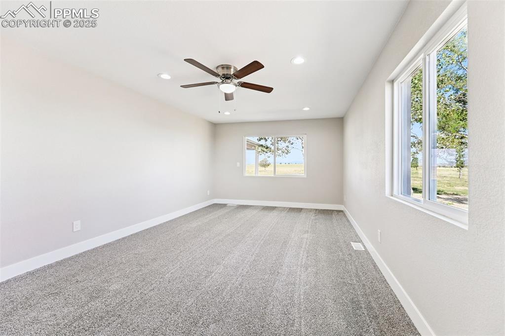 Image 30 of 49: Bed #2 Main Floor