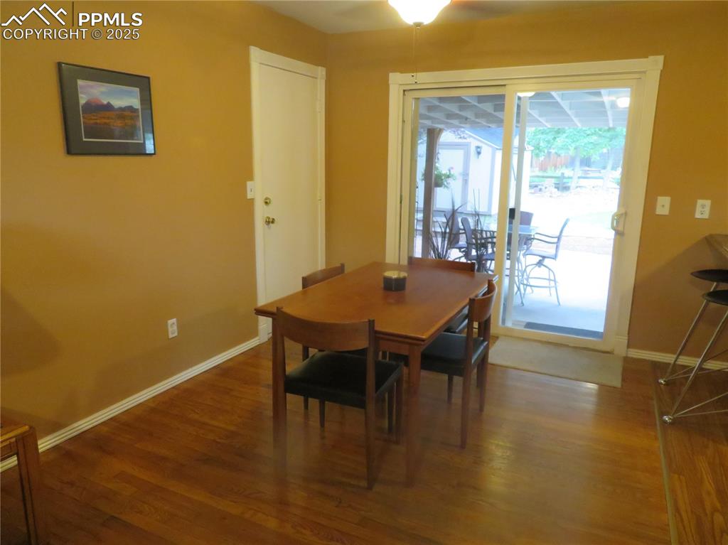 Image 30 of 39: Hardwood floor