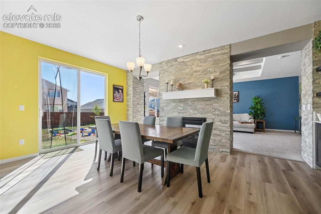 Image 12 of 42: Dining Area