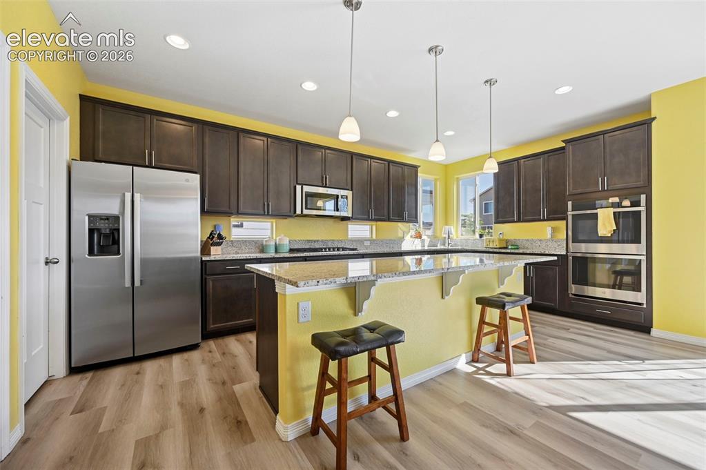 Image 13 of 42: Kitchen