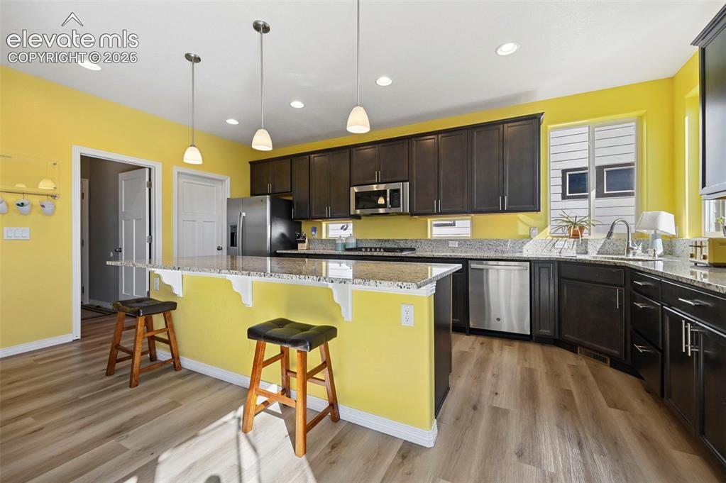 Image 14 of 42: Kitchen