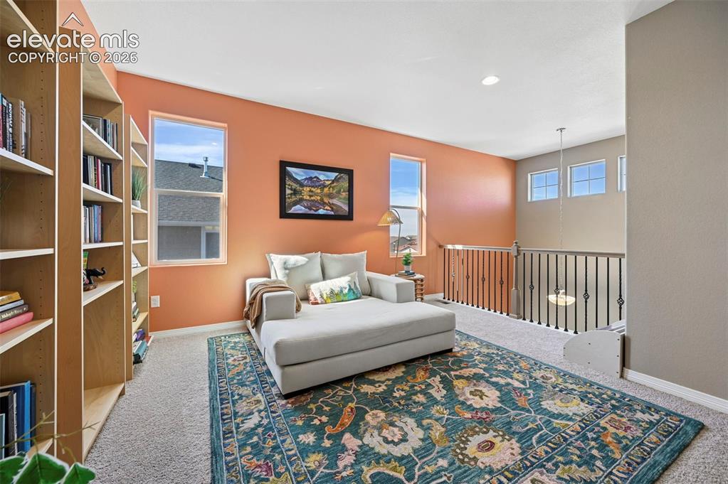 Image 16 of 42: Sitting Room