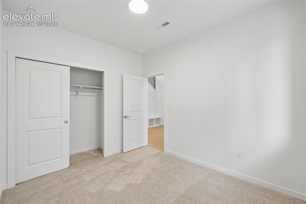 Image 17 of 47: Bedroom