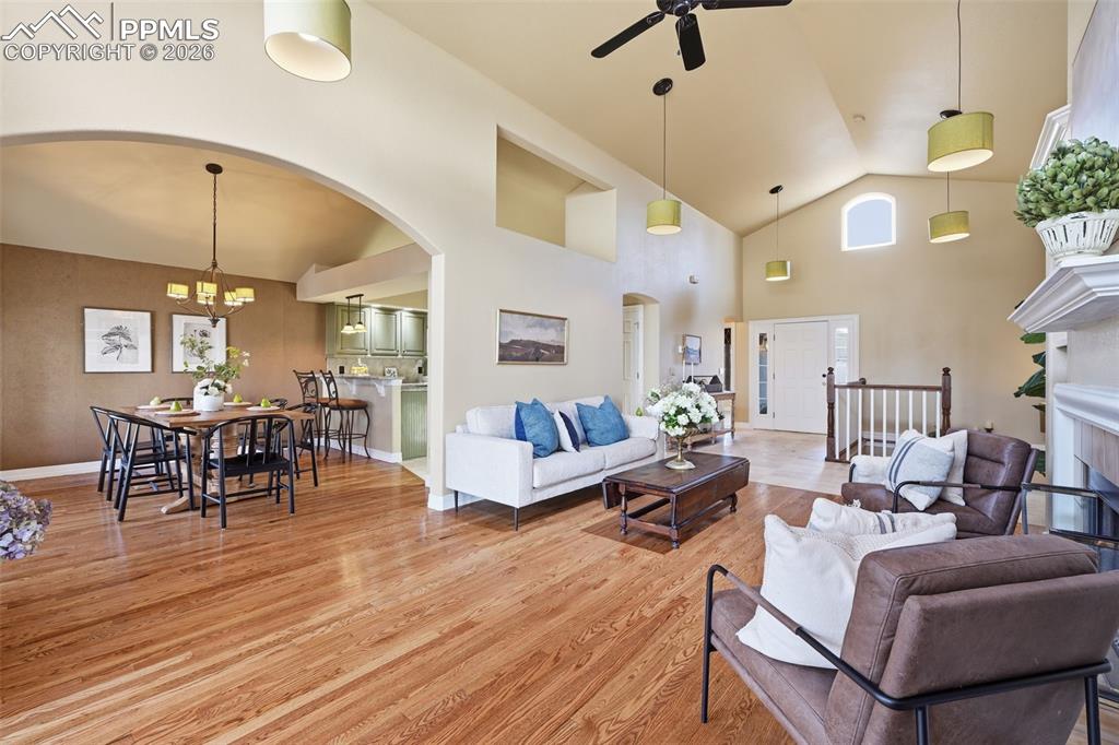 Image 14 of 42: Living Room