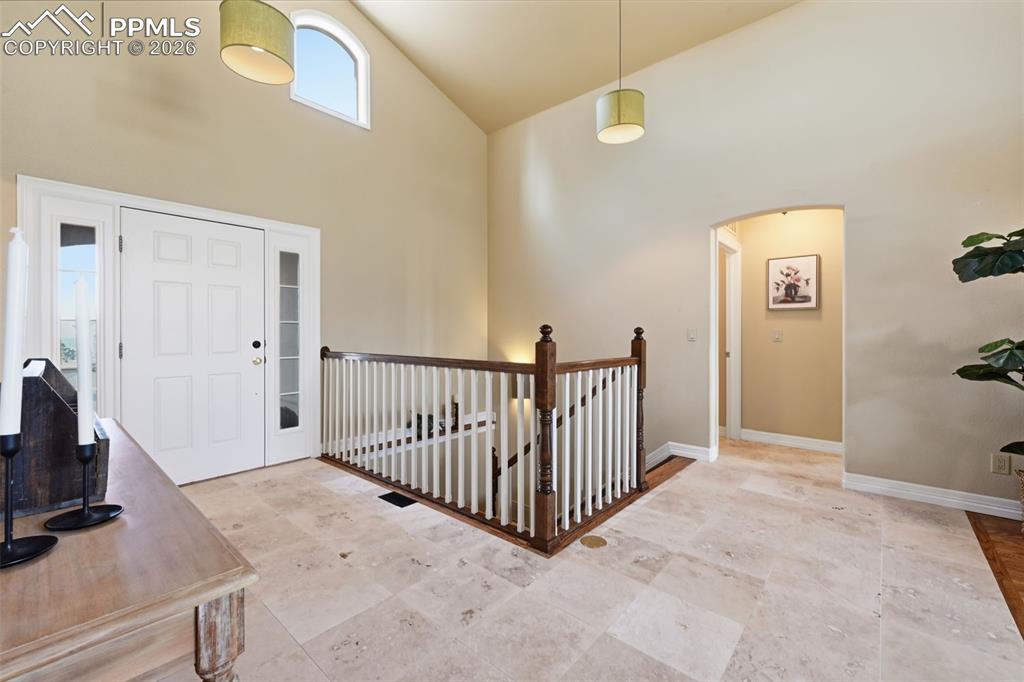 Image 8 of 42: Entry