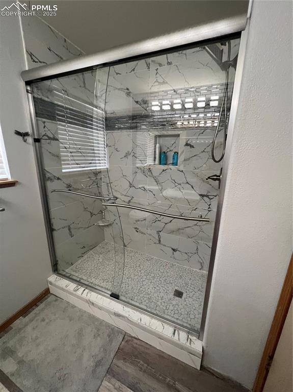 Image 31 of 39: upper hall shower