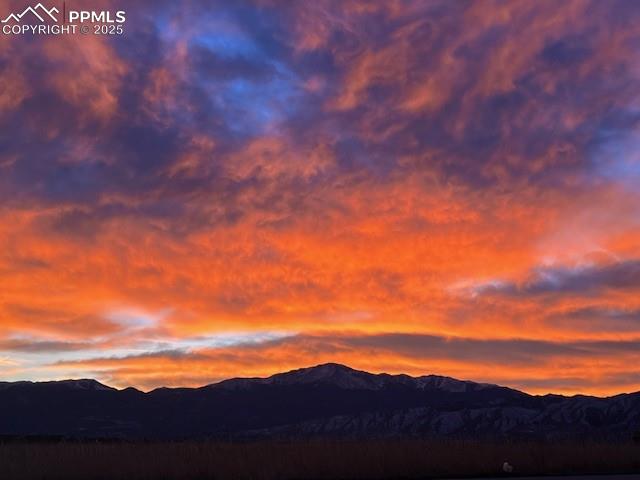 Image 5 of 39: Pikes Peak sunset