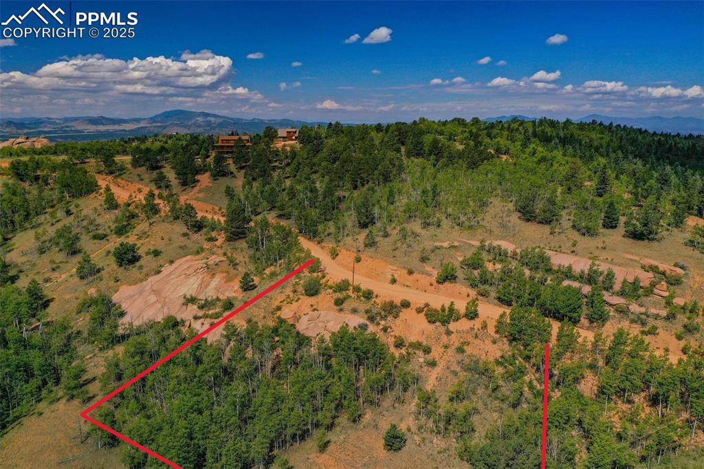 Image 2 of 12: Property Lines are approximate and not a survey.