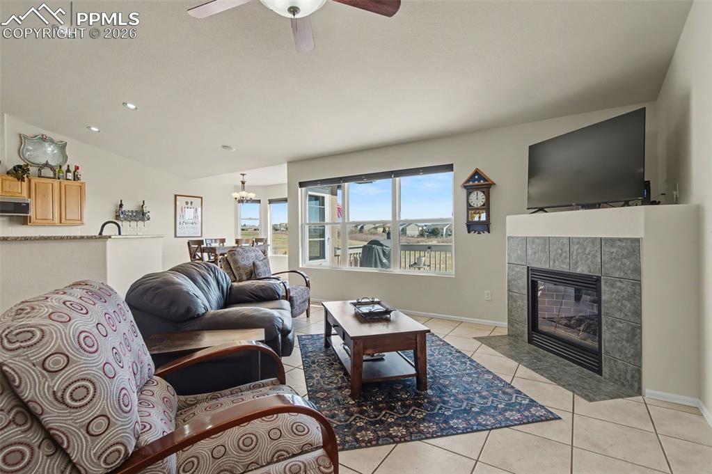 Image 16 of 48: Living Room