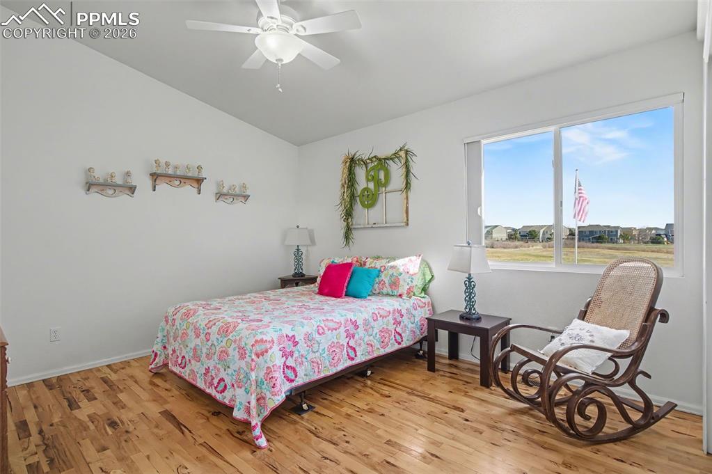 Image 37 of 48: Main Bedroom