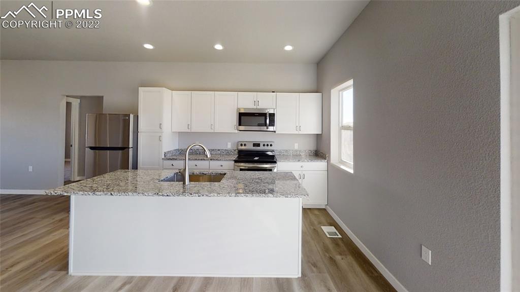 Listing 7143307, Image 5 of 22