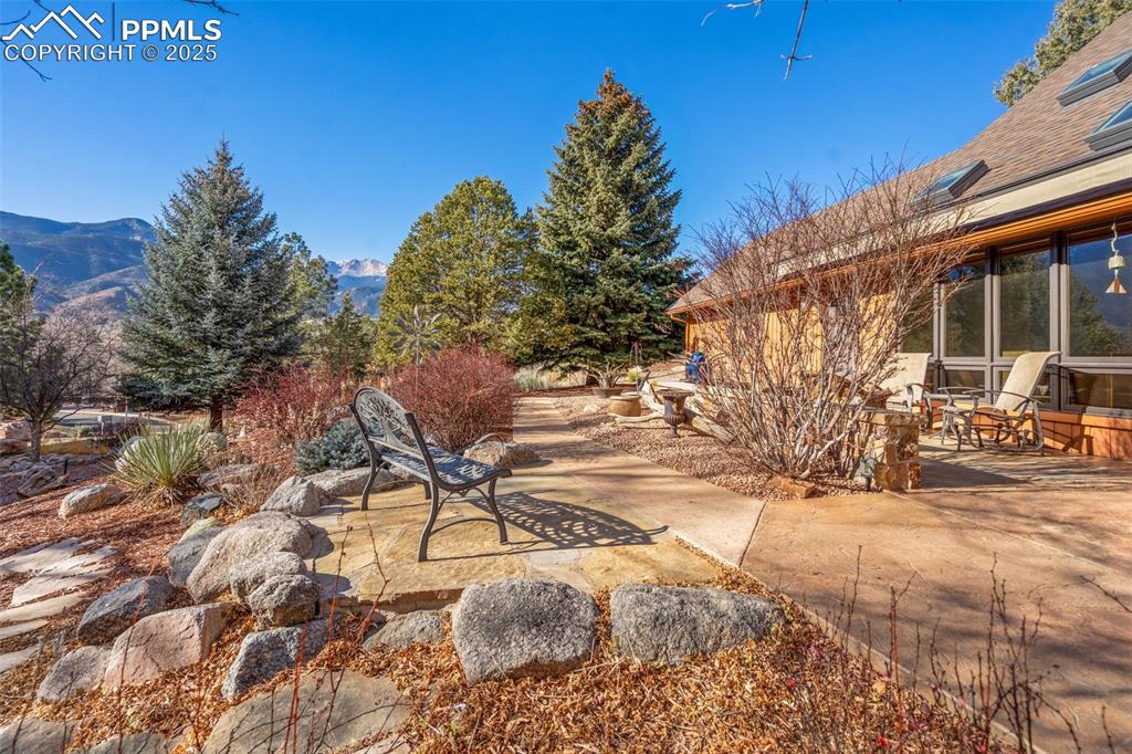 Image 34 of 46: Patio