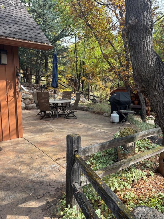 Image 40 of 46: Gorgeous autumn landscaping colors!