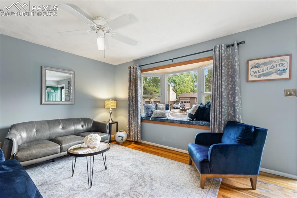 Image 8 of 45: Living Room