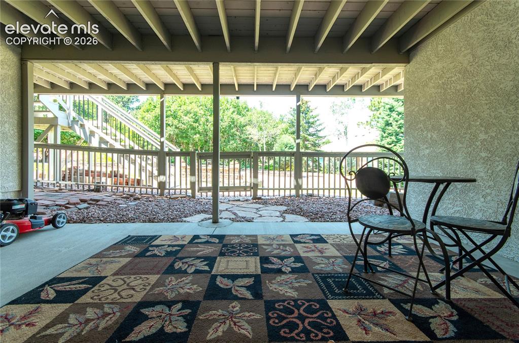 Image 35 of 42: Patio