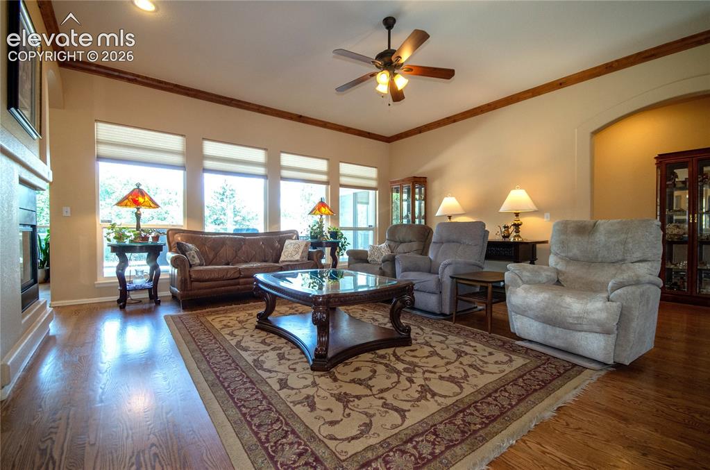 Image 8 of 42: Living Room