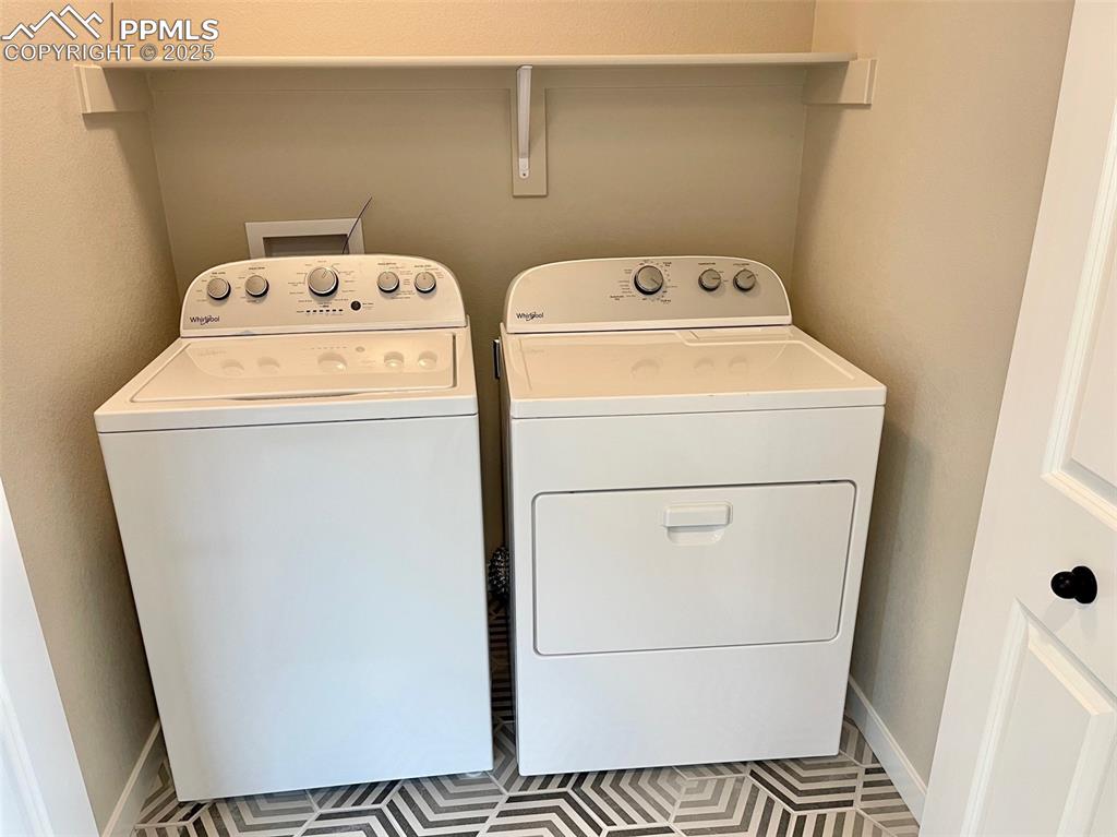 Image 15 of 33: Laundry