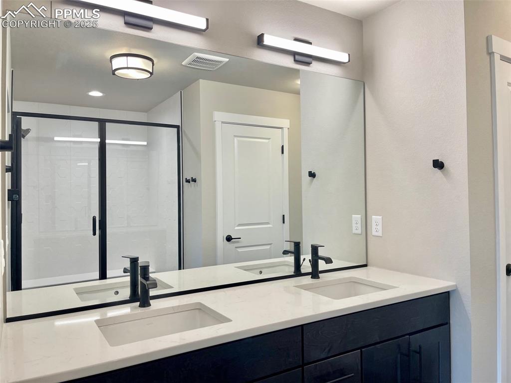 Image 28 of 33: Master Bathroom