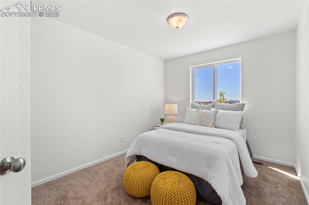 Image 26 of 28: Photos of model home