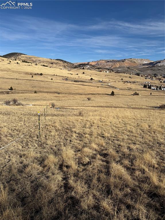 Image 15 of 16: View