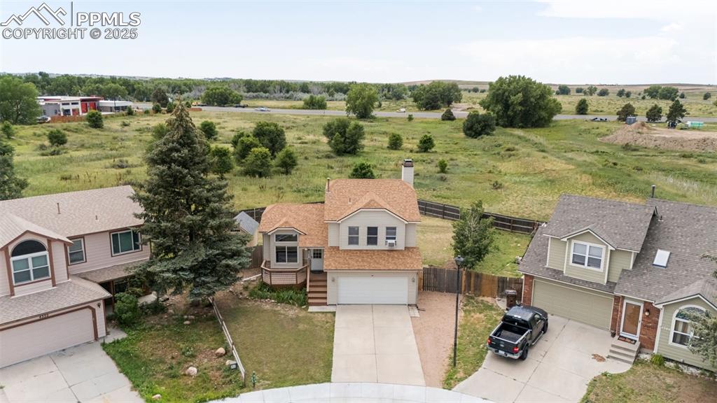 Image 7 of 33: View of subject property