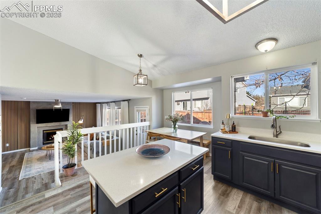 Image 11 of 42: Kitchen