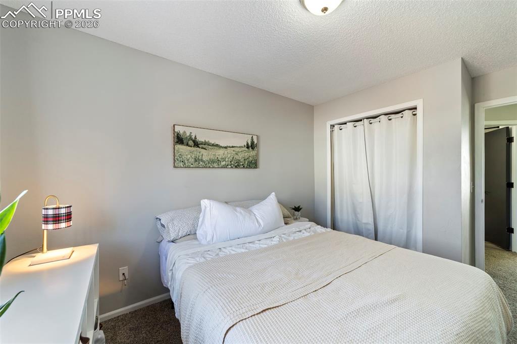 Image 23 of 42: Bedroom