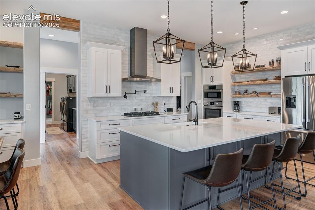 Image 11 of 49: Kitchen