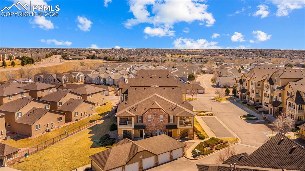 Image 27 of 30: Balcony