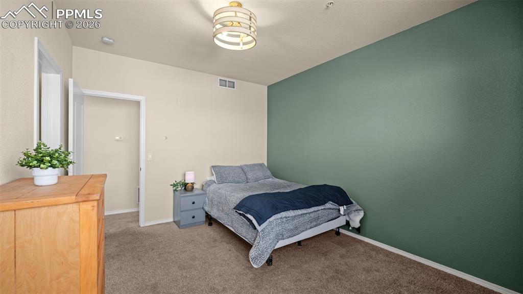 Image 8 of 30: Living Room