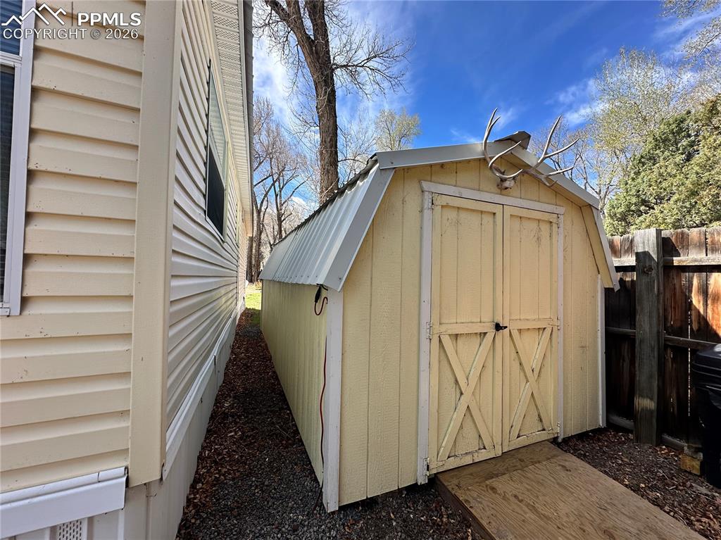 Image 13 of 15: Out Buildings