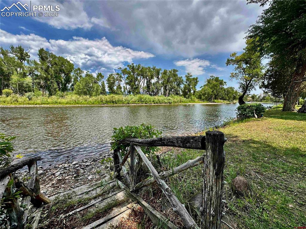 Image 2 of 15: Rio Grande River