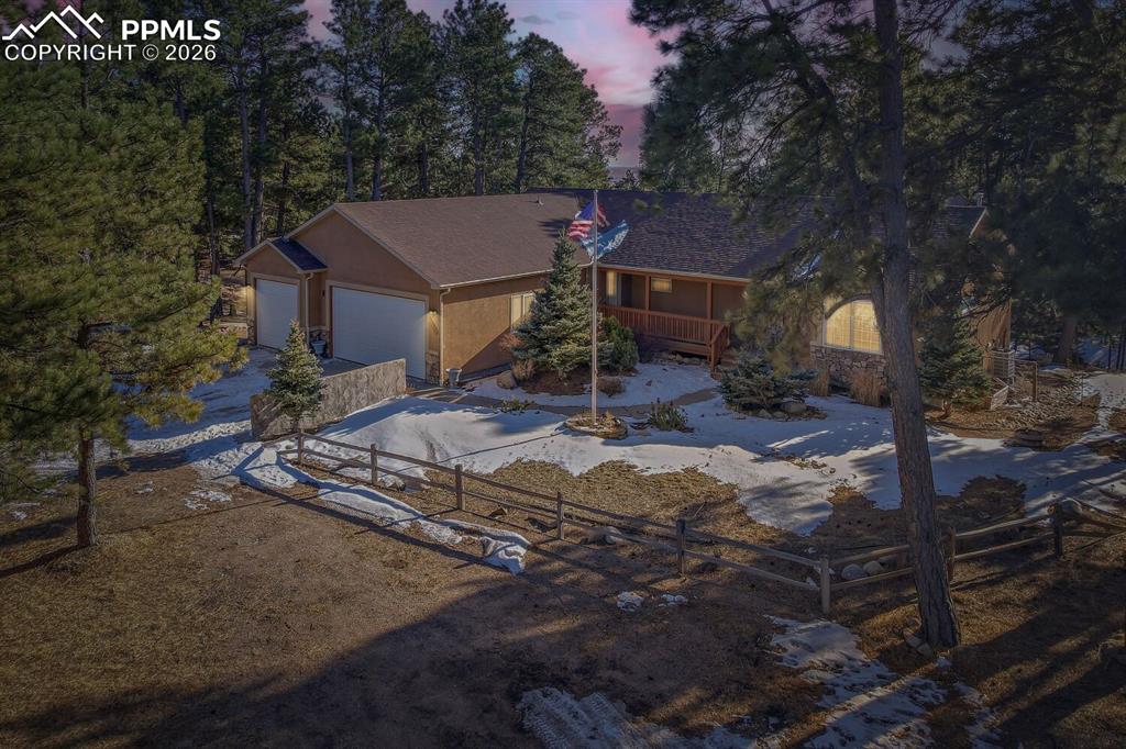 Image 7 of 50: Front of Structure