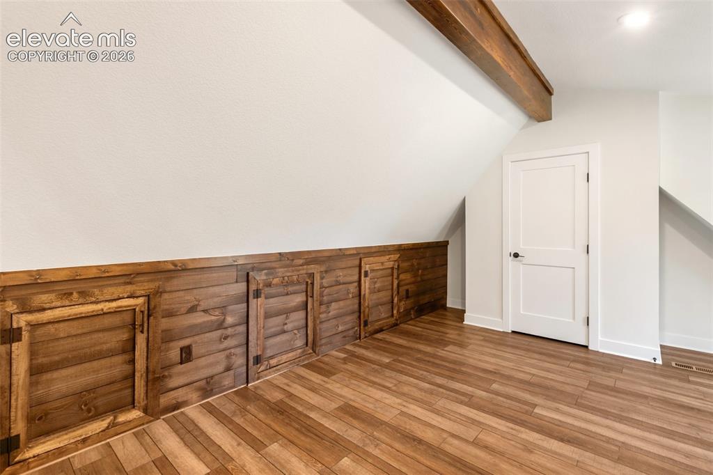 Image 40 of 50: 2nd bedroom