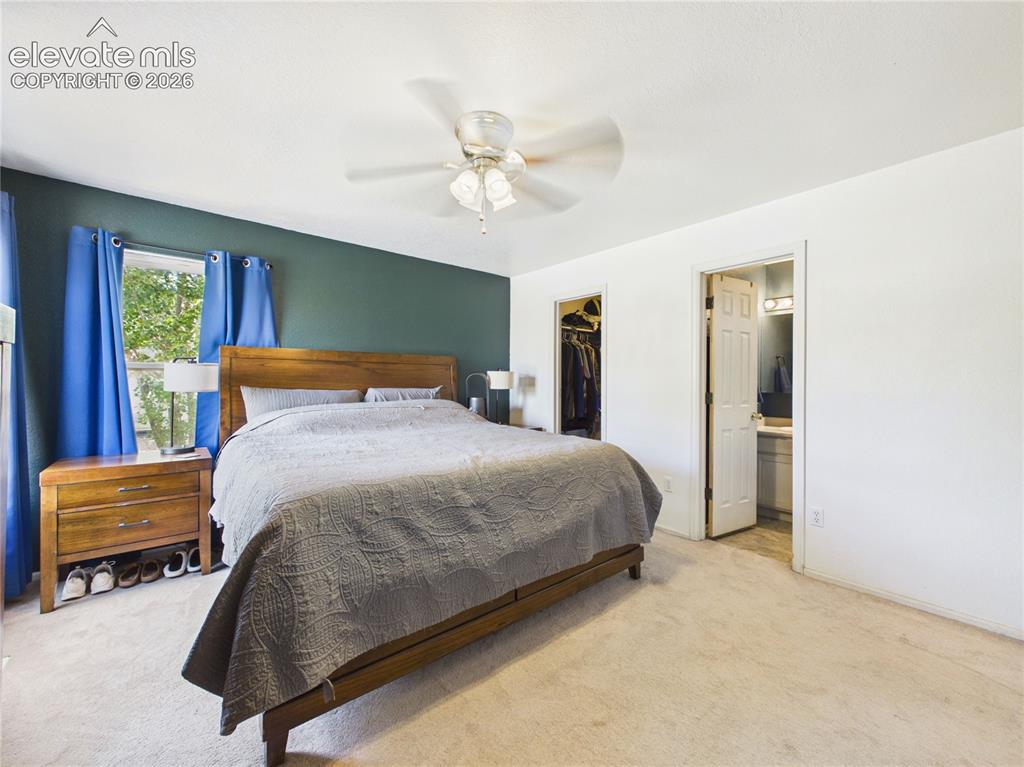 Image 14 of 33: Bedroom