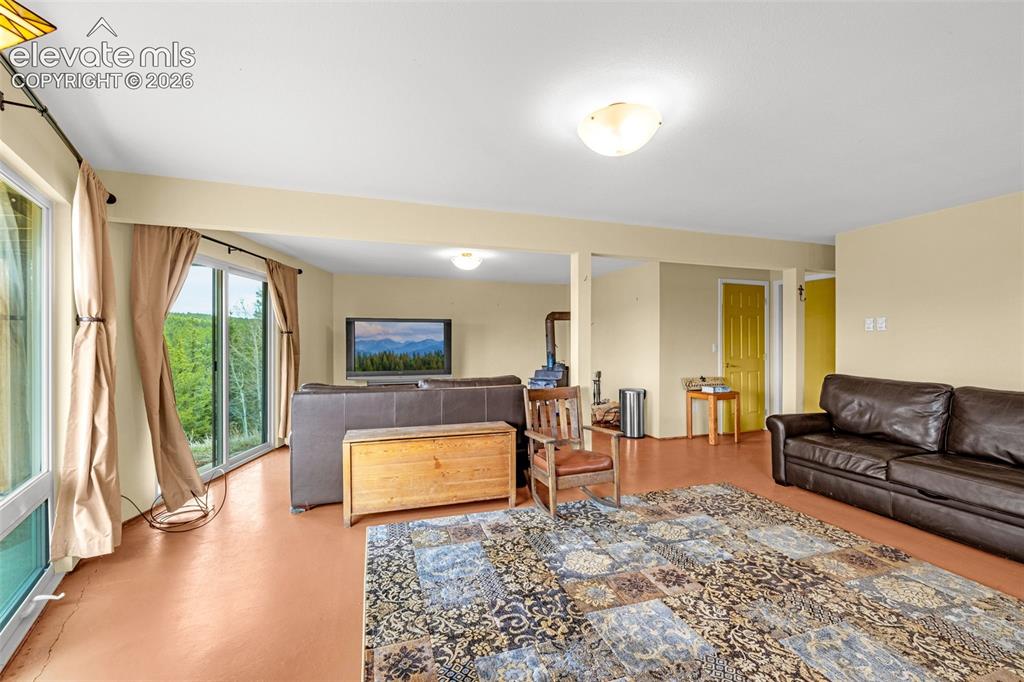 Image 15 of 47: Living Room