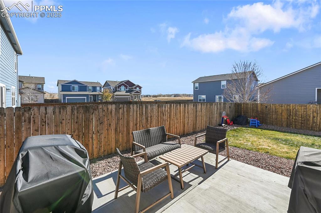 Image 14 of 37: Patio