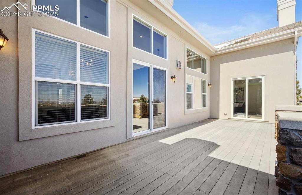 Image 21 of 31: View of deck