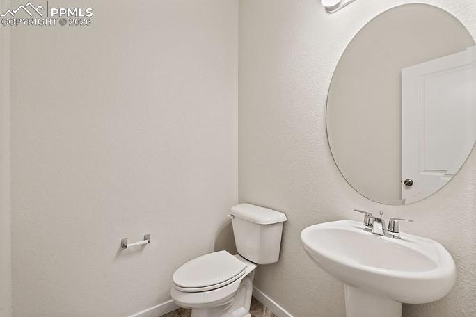 Image 3 of 21: Bathroom