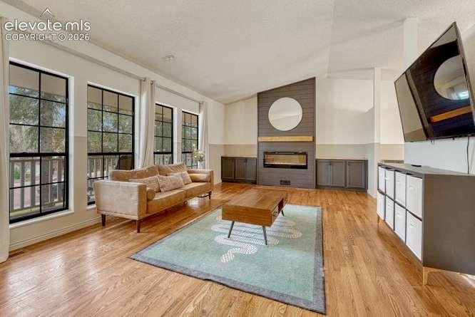 Image 6 of 49: Living Room