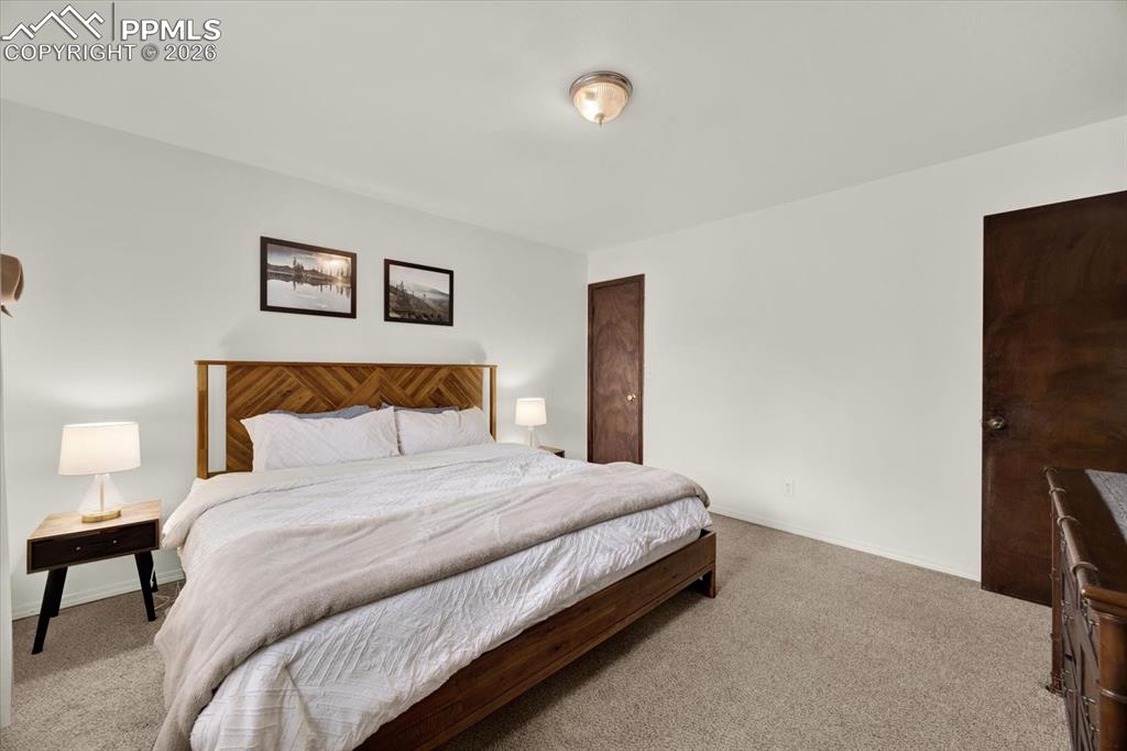 Image 16 of 48: Master Bedroom