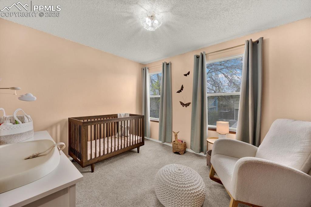 Image 18 of 48: Bedroom